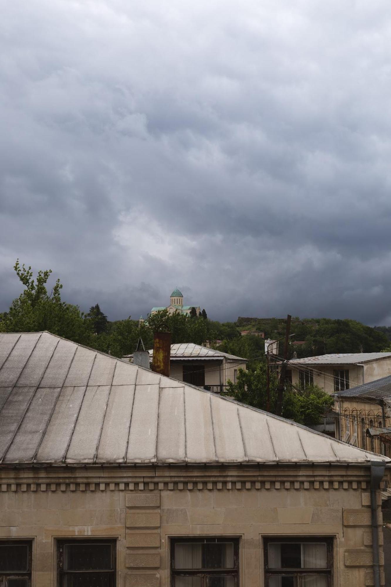 Central Hotel Kutaisi Exterior photo