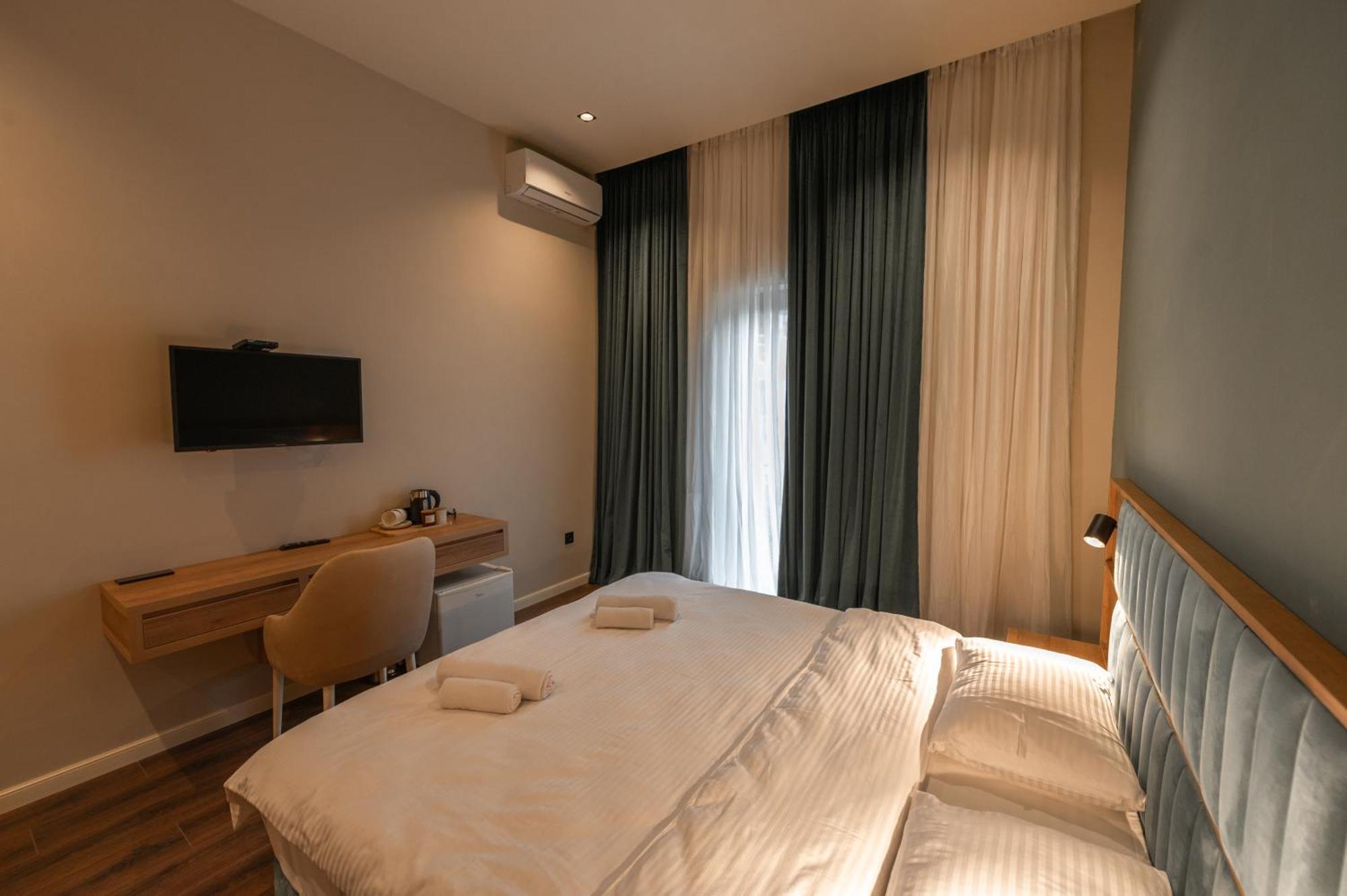 Central Hotel Kutaisi Exterior photo